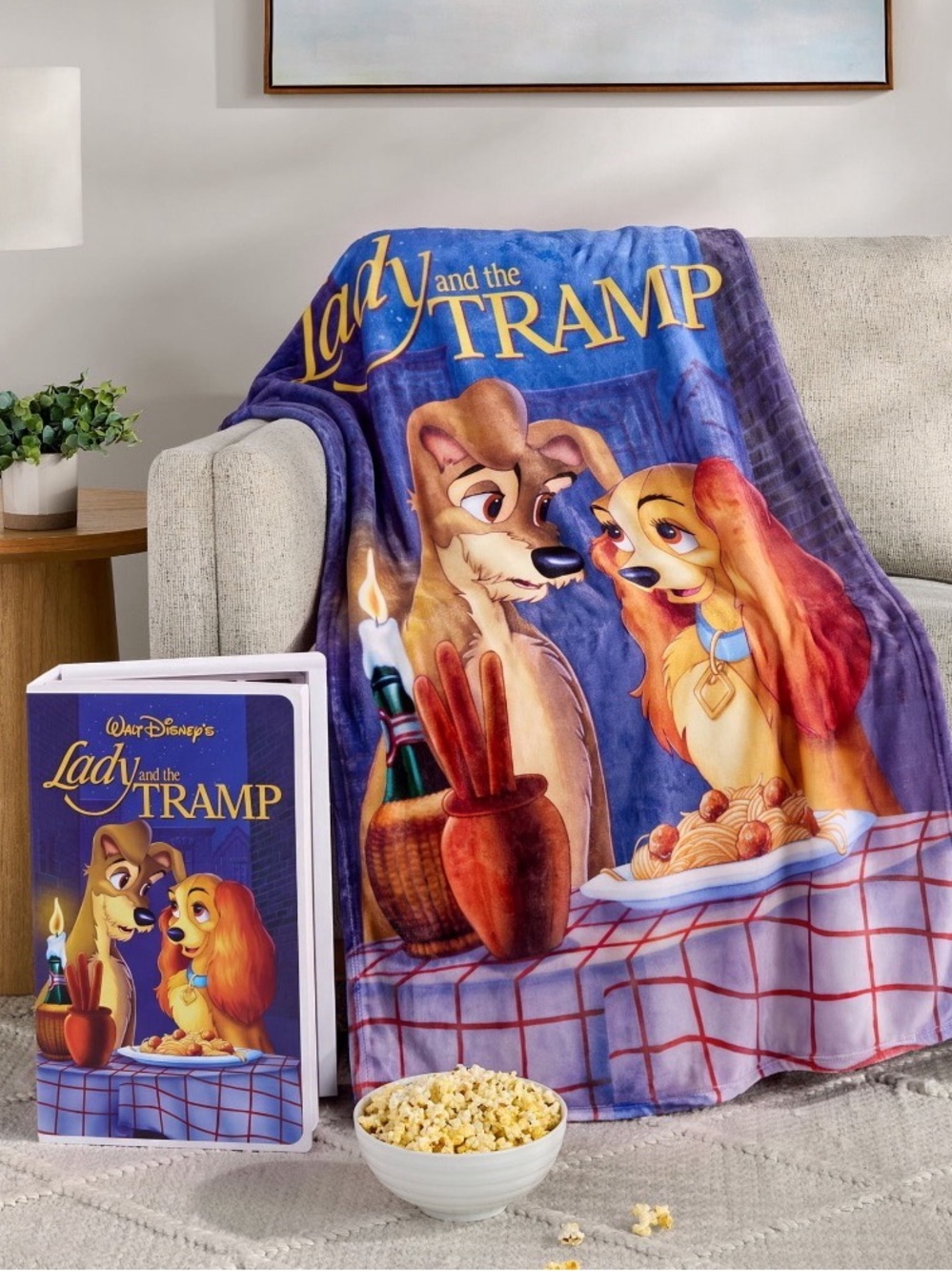 Disney Lady and the Tramp Plush Throw Blanket - Blue & Purple